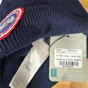 Canada Goose | Accessories | Canada Goose 0genuine Navyblue  display picture 1